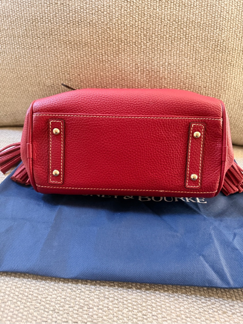 Dooney & Bourke Tassel Shoulder Bag Wine Pebble Leather NWT Made USA FA789B - Picture 6 of 13